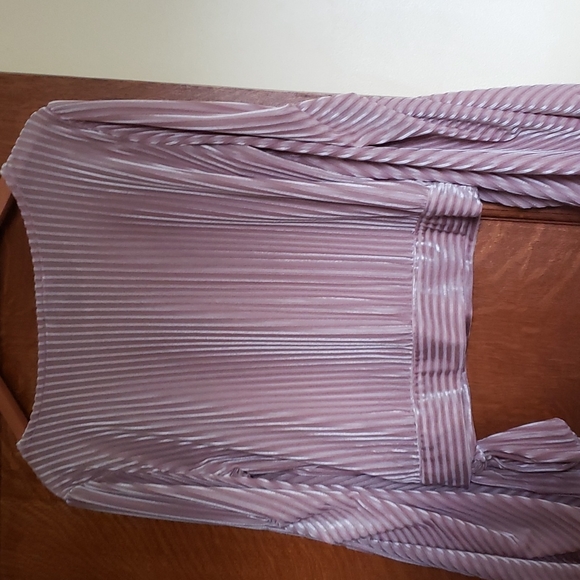 SHE & SKY Beautiful Blouson Style Top Sz. L - Picture 7 of 16